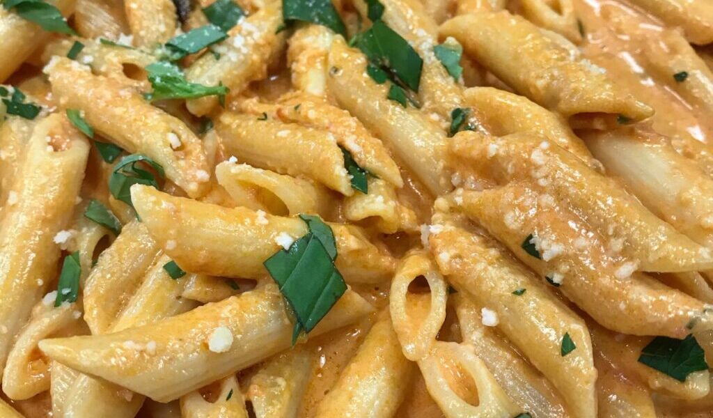 penne vodka (catering)